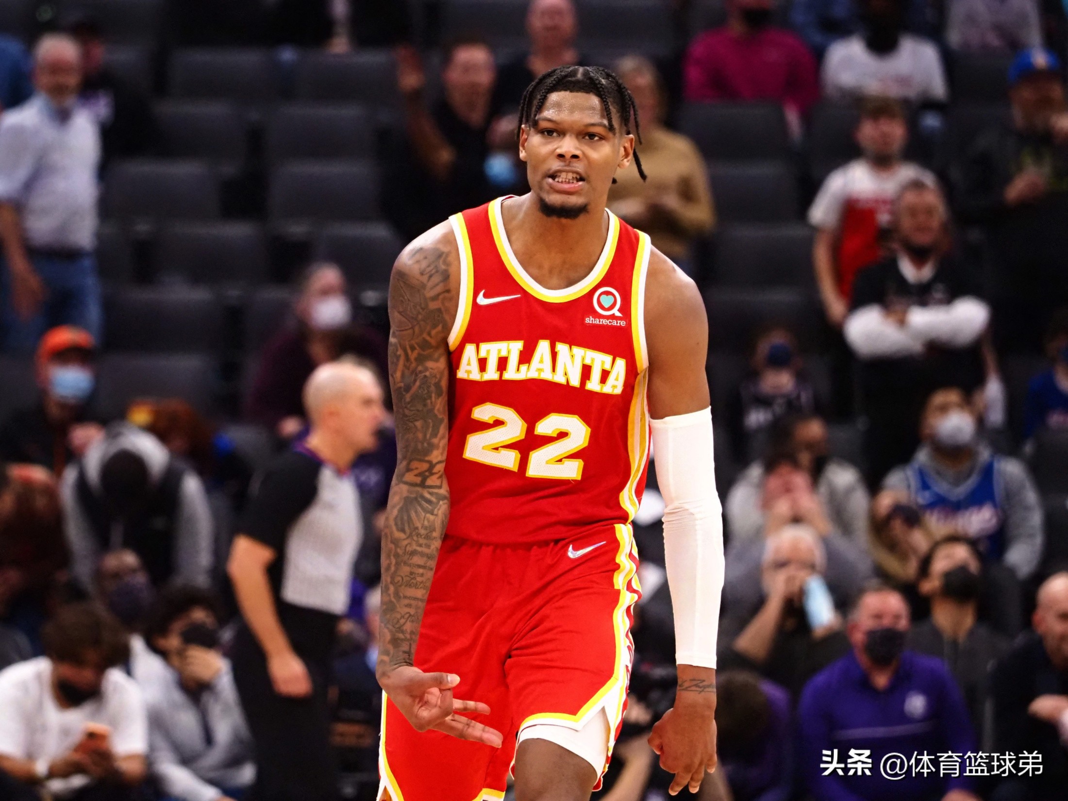 包含赛前突围战来临，亚特兰大围绕CBA常规赛复出首秀，目标明确，数据趋势出现新变化的词条