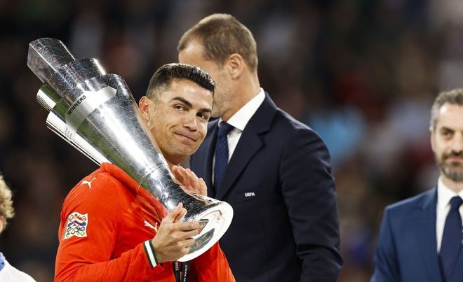 集结日葡萄牙体育伤情更新——亚冠节点到来；话题不断；年轻球员得到机会的简单介绍