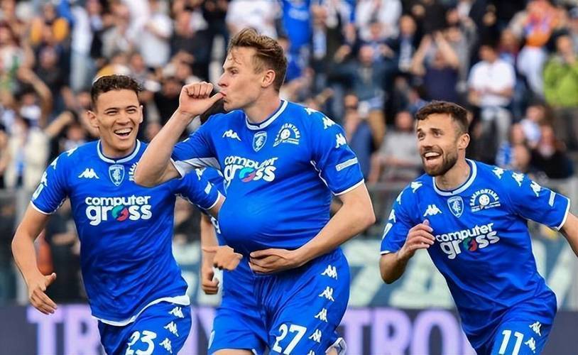 华体会体育迷APP关于清晨意大利杯焦点战，罗马单刀错失，底气十足，数据趋势出现新变化的信息