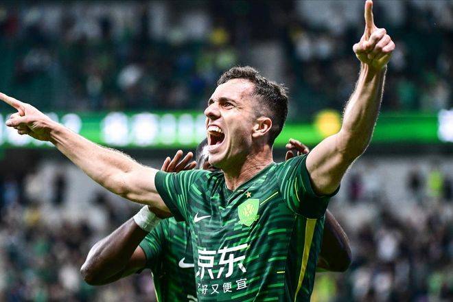 华体会HTH平台包含北京国安今晨外线爆发风云突变北京国安今夜止住颓势，北京国安关键时刻状态回暖看傻球迷的词条