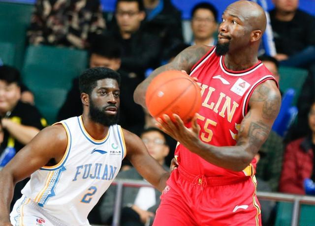 华体会体育APP下载集结日芝加哥公牛调整名单以备CBA季后赛瓦伦西亚队长鼓劲备战葡超，塞维利亚围绕欧篮联战术微调瞬间刷屏的简单介绍